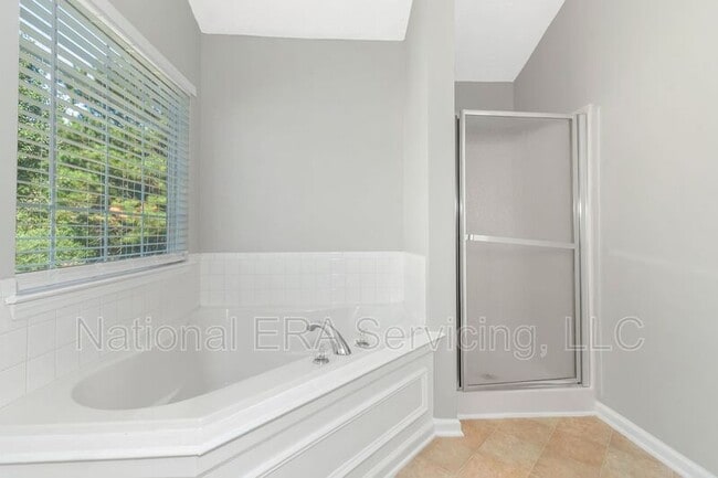 Building Photo - 420 Harvick Cir