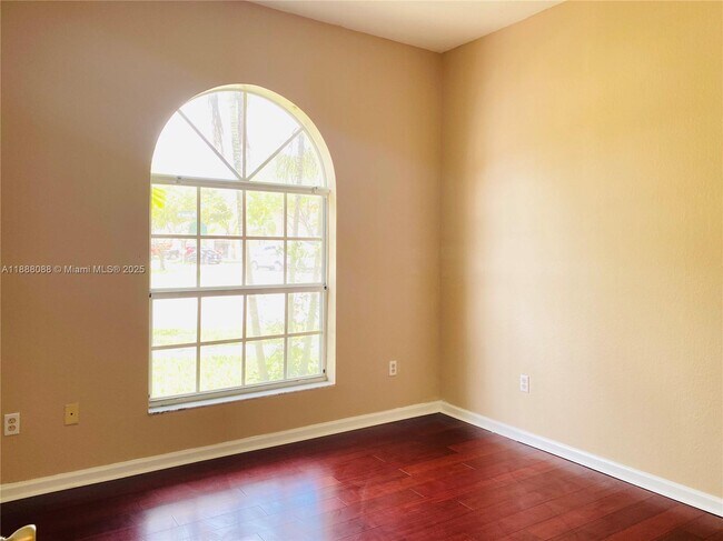 Building Photo - 2247 Portofino Ave
