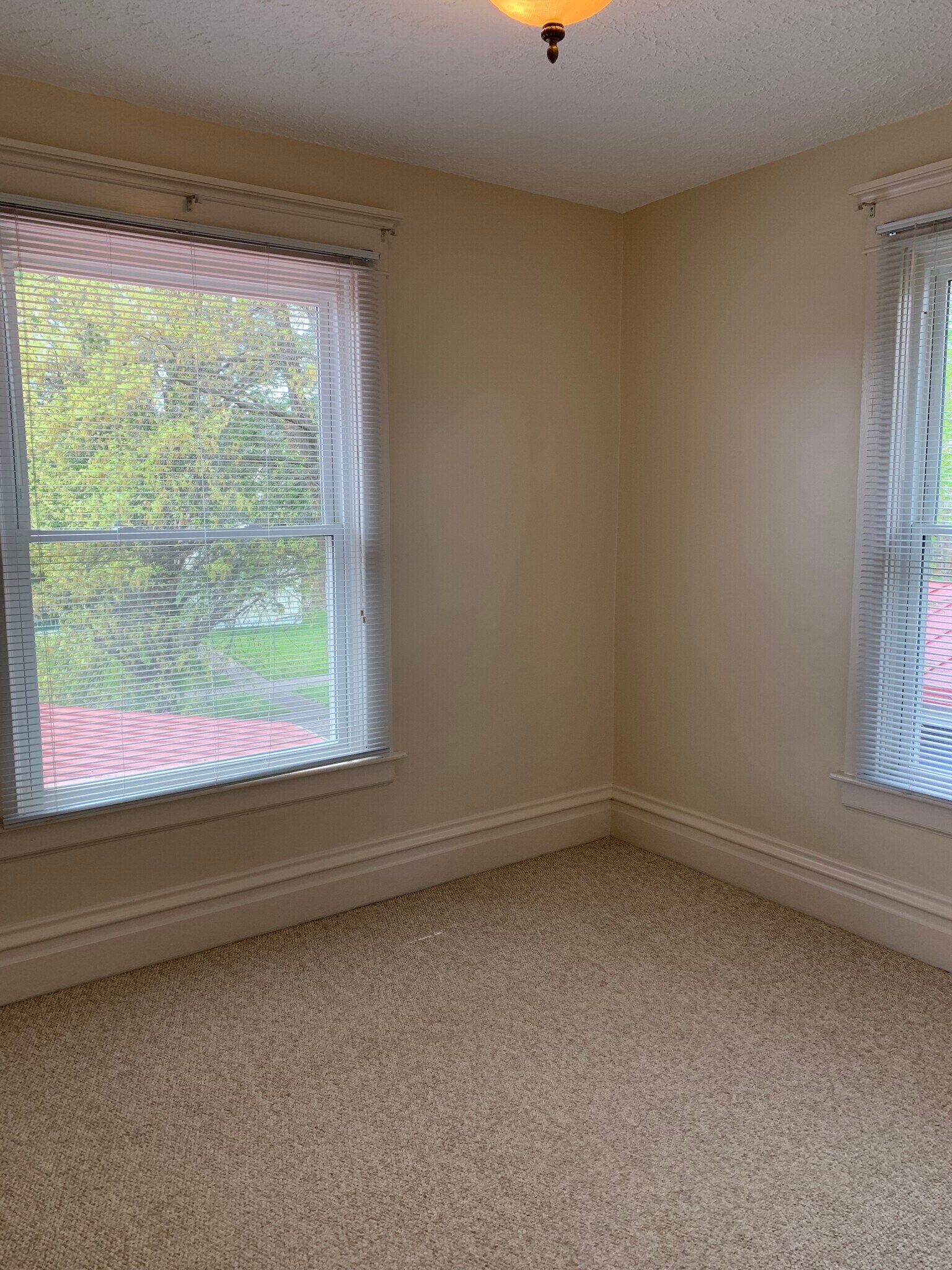 Office - 2922 Merrill Ave