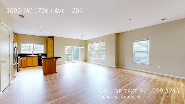 Building Photo - 1000 SW 170th Ave