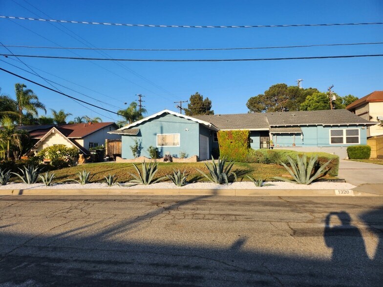 Building Photo - 1320 S Fleetwell Ave