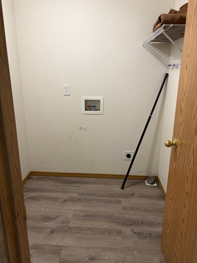 Building Photo - Ranch Style Home in Carlton