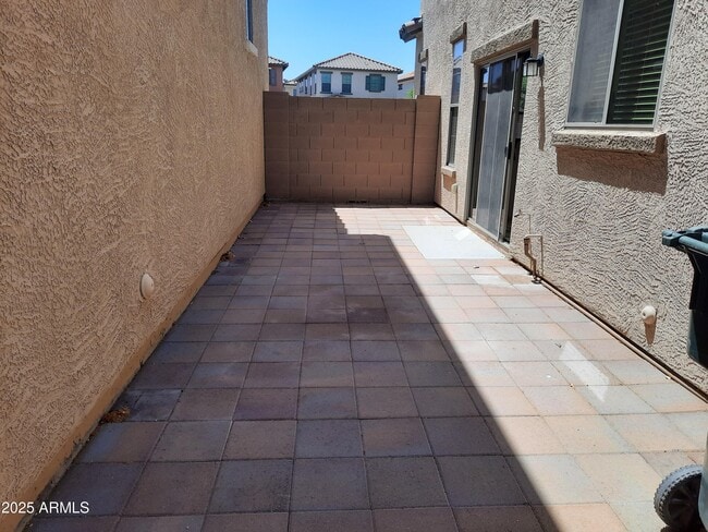 Building Photo - 5318 W Chisum Trail