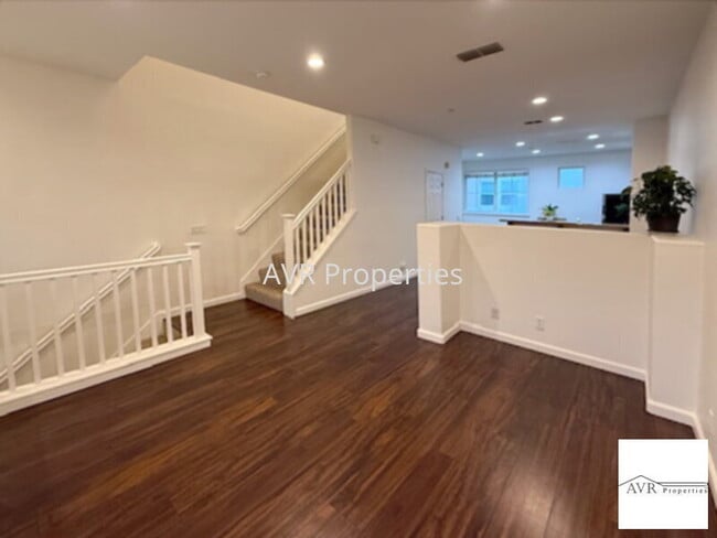 Building Photo - Absolutely fantastic home that is steps aw...