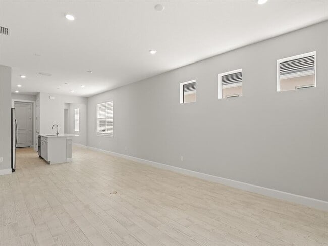 Building Photo - 4501 Nautilus Cir