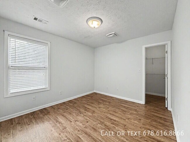 Building Photo - 560 Lee Byrd Rd