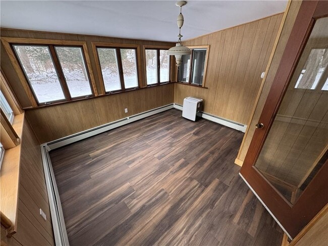 Building Photo - 22 Overhill Rd