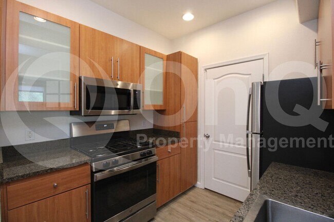 Building Photo - 6900 E Princess Dr