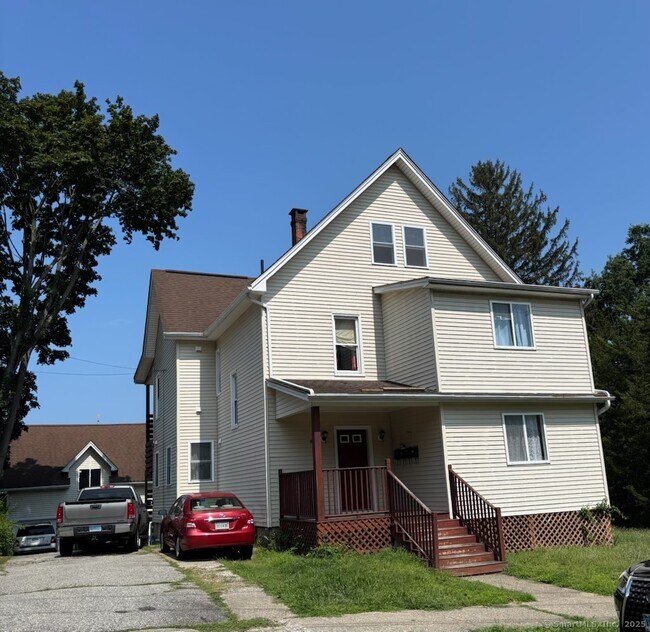 Primary Photo - 85 Oak Ave