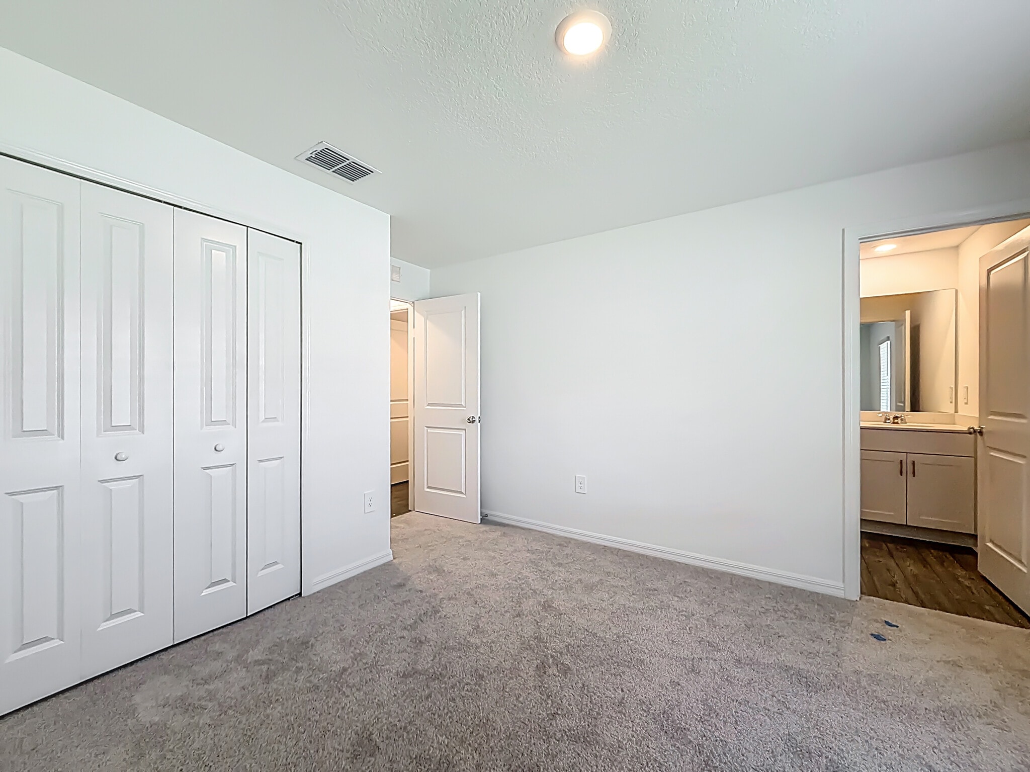 Building Photo - 1352 NW 48th Ter