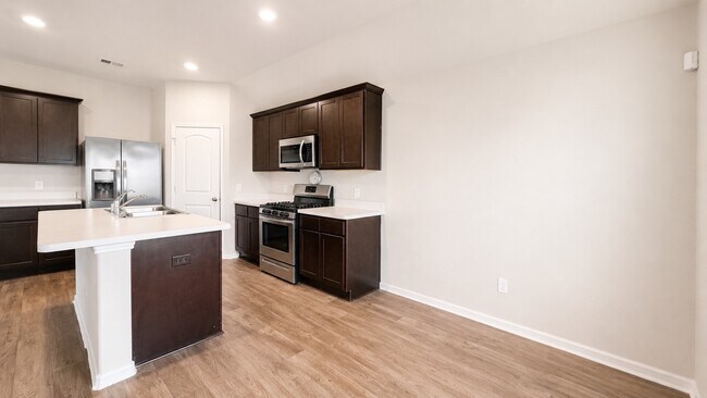 Building Photo - 6410 Indigo Cliff Dr