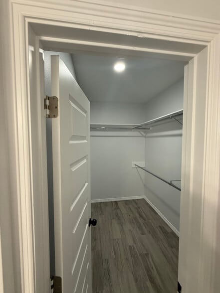 Building Photo - 1409 S Michigan St