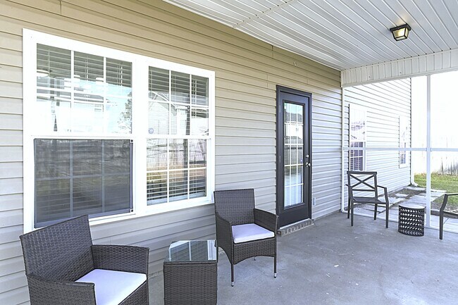 Building Photo - 1430 Evergreen Trl