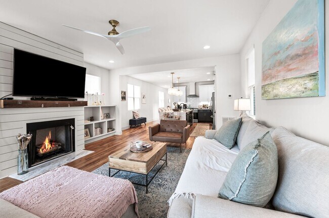 Building Photo - Stunning 3BE/3BA in one of Nashville's hottest neighborhood, The Nations!
