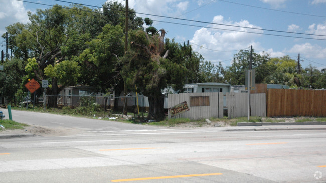 Primary Photo - Palms Trailer Park