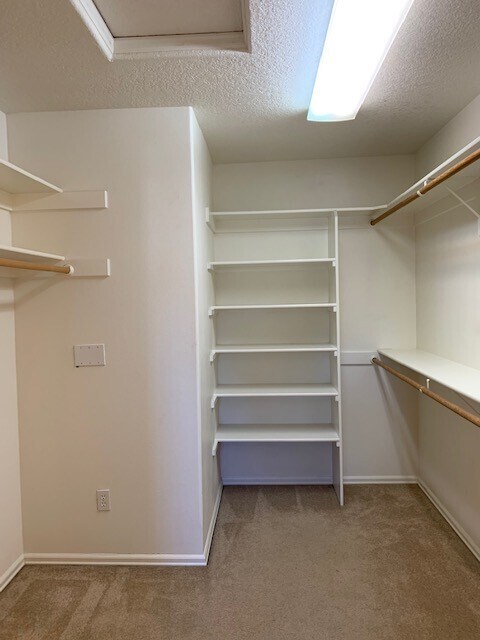 Building Photo - 863 SE Bayshore Cir