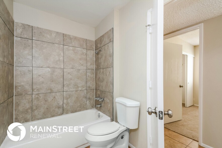 Building Photo - 6970 N Asterion Ln