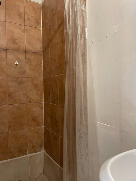 Building Photo - 3131 W 16th Ave