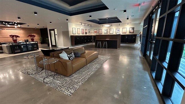 Building Photo - 4315 S Congress Ave