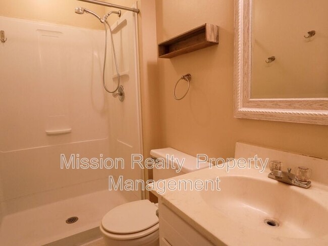 Building Photo - 13701 Arrowood Ct