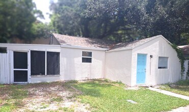 Building Photo - 2/1 home in downtown Clearwater