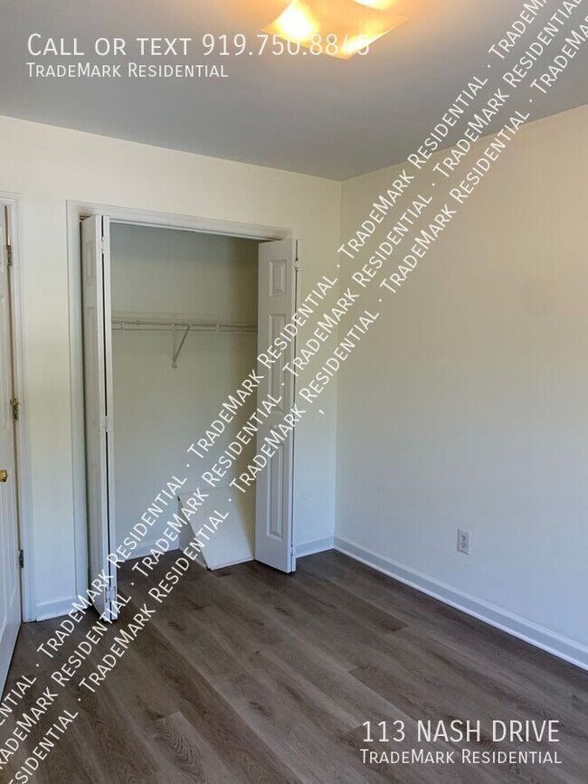 Building Photo - 113 Nash Dr