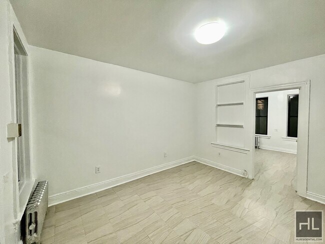 Building Photo - 48 STREET