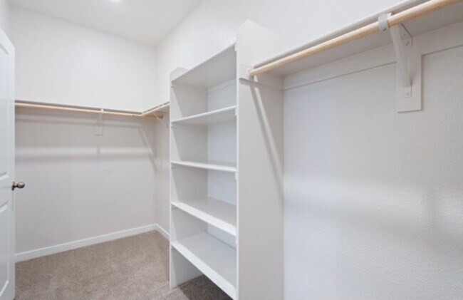 Building Photo - Newer Single Story 3 Bedroom Home for Rent in West Roseville