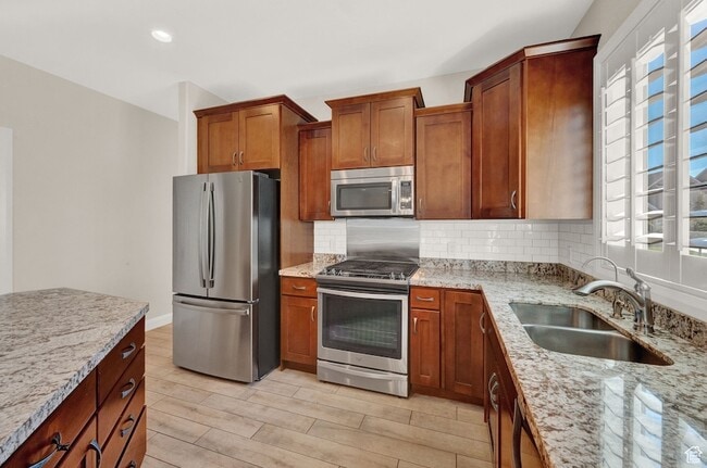 Building Photo - 11166 Del Andrae Ln
