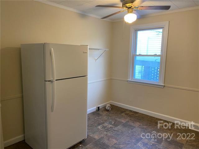 Building Photo - 419 Lincoln St