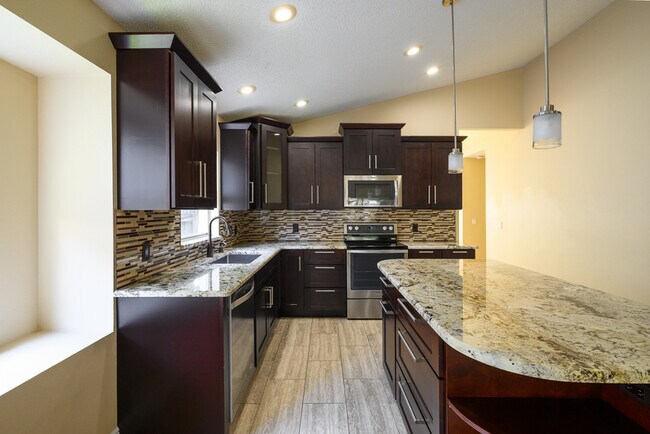 Building Photo - 12803 Maribou Cir