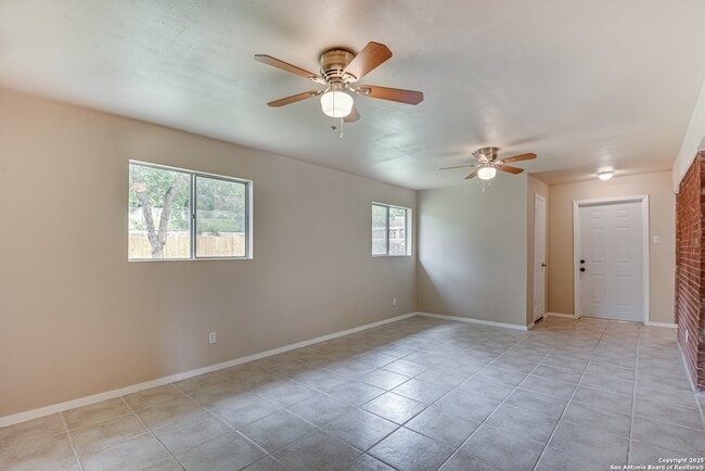 Building Photo - 211 Green Meadow Blvd