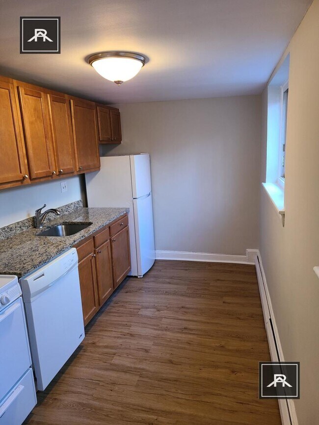 Building Photo - 3 bedroom in Brighton MA 02135
