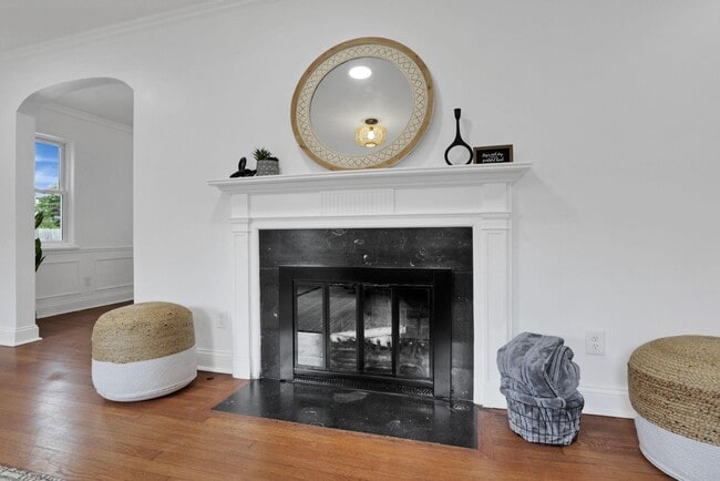 Building Photo - 2615 Northwest Blvd