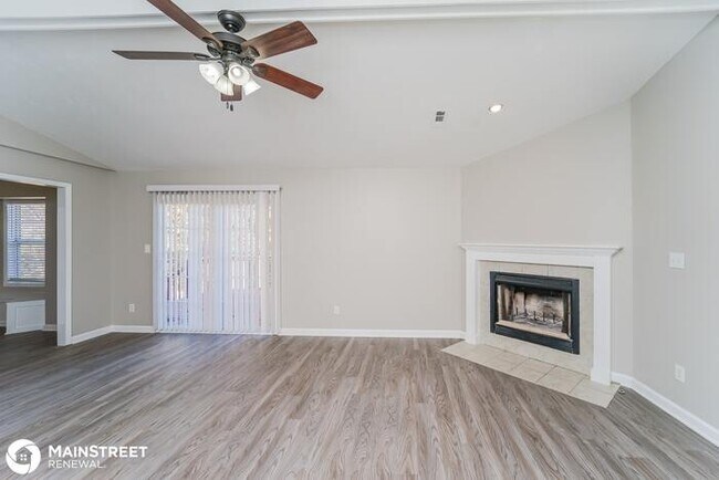 Building Photo - 5113 Queens Castle Rd, Louisville, KY 40229