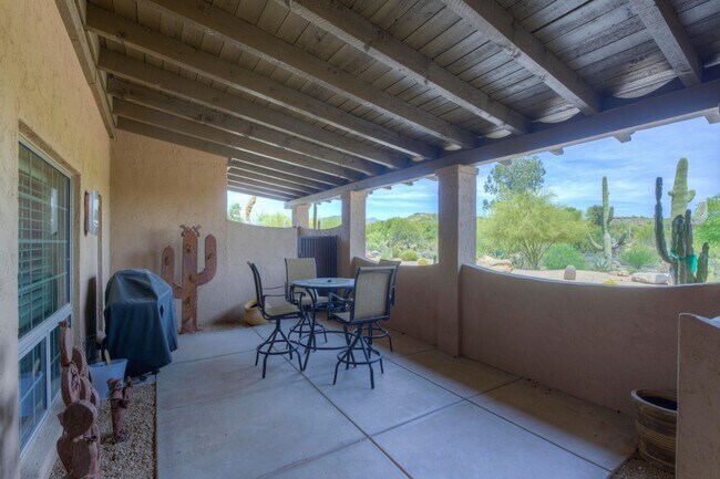 Building Photo - 1103 Ocotillo Cir
