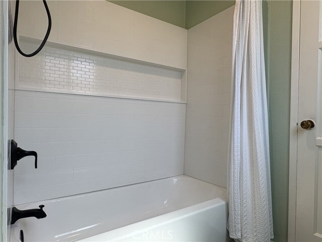 Building Photo - 5691 Vonnie Ln