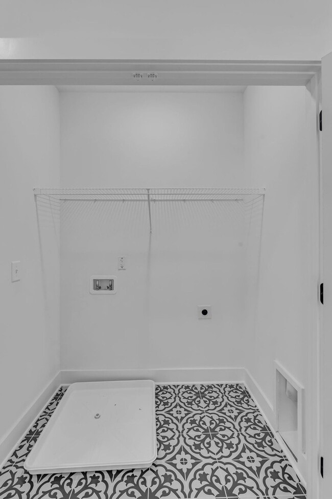 Building Photo - NEW BUILD