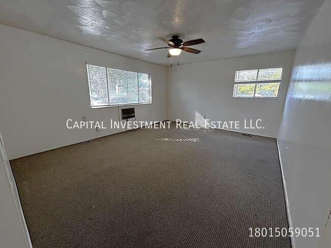 Building Photo - 1126 Crandall Ave S
