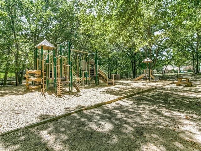 Building Photo - 436 Yacht Club Dr