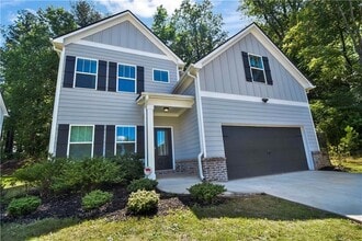 Building Photo - 2099 Easterwood Ct.