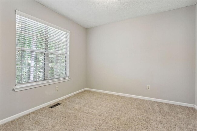 Building Photo - 525 Abbotts Hill Ln