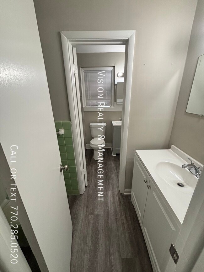 Building Photo - 3608 Sir Michael Dr