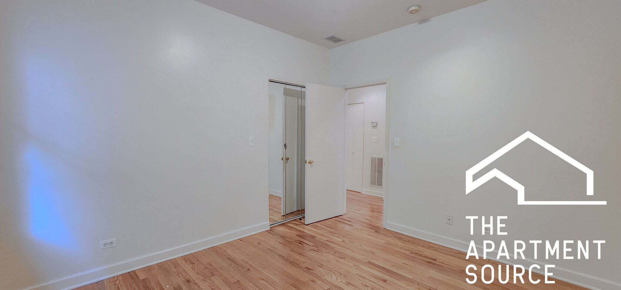 Building Photo - 831 Seward St