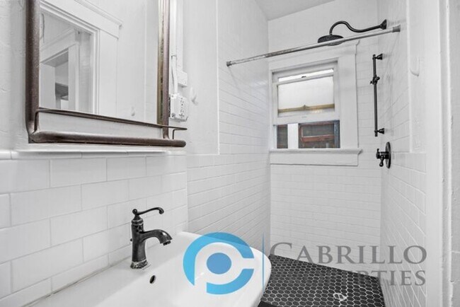 Building Photo - 2261 4th Avenue