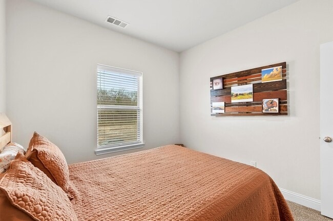 Building Photo - 6329 Mason Ct