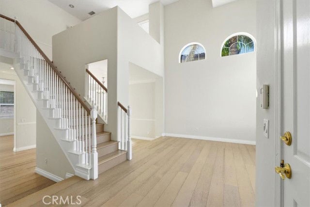 Building Photo - 3670 El Encanto Dr