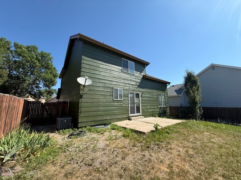 Building Photo - 4810 Ardley Dr