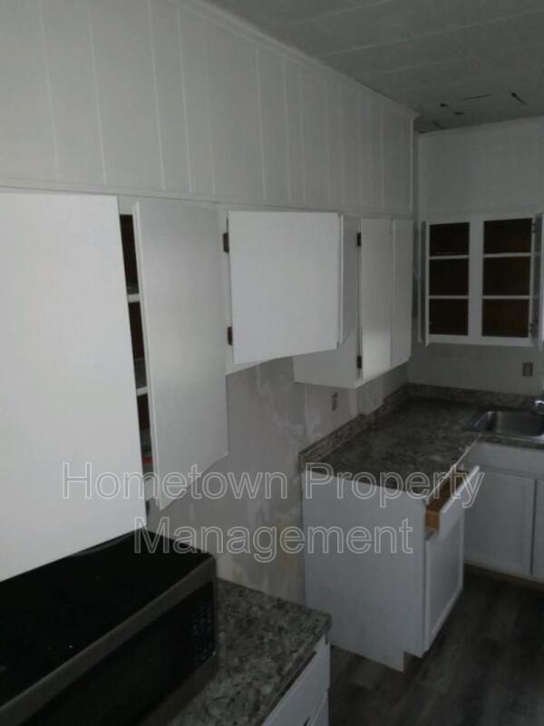 Building Photo - 310 Mulberry St