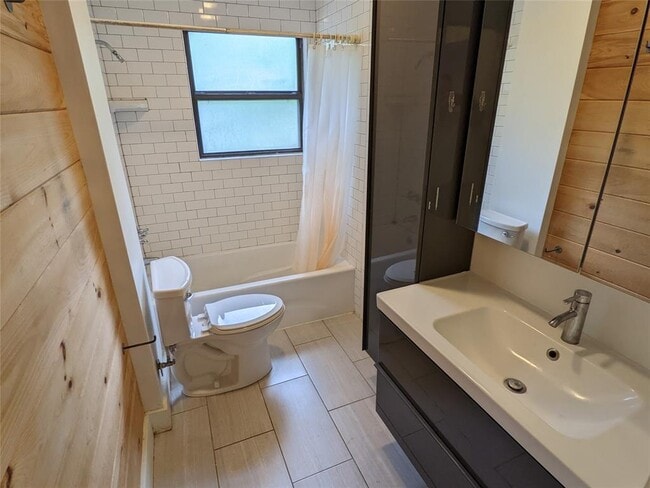 Building Photo - 1206 Marcy St